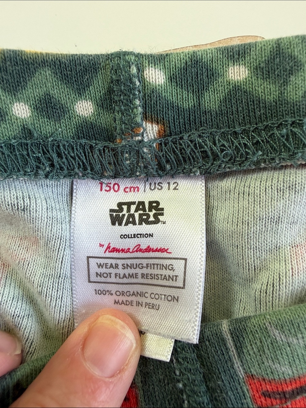 Kids Green Star Wars The Mandalorian Holiday Pajama Set - Picture 4 of 5